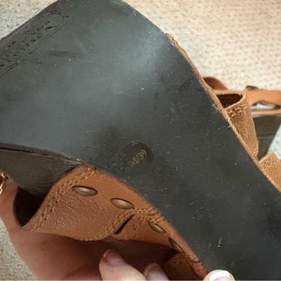 Lucky Brand Tan Platform Sandals - Picture 3 of 6